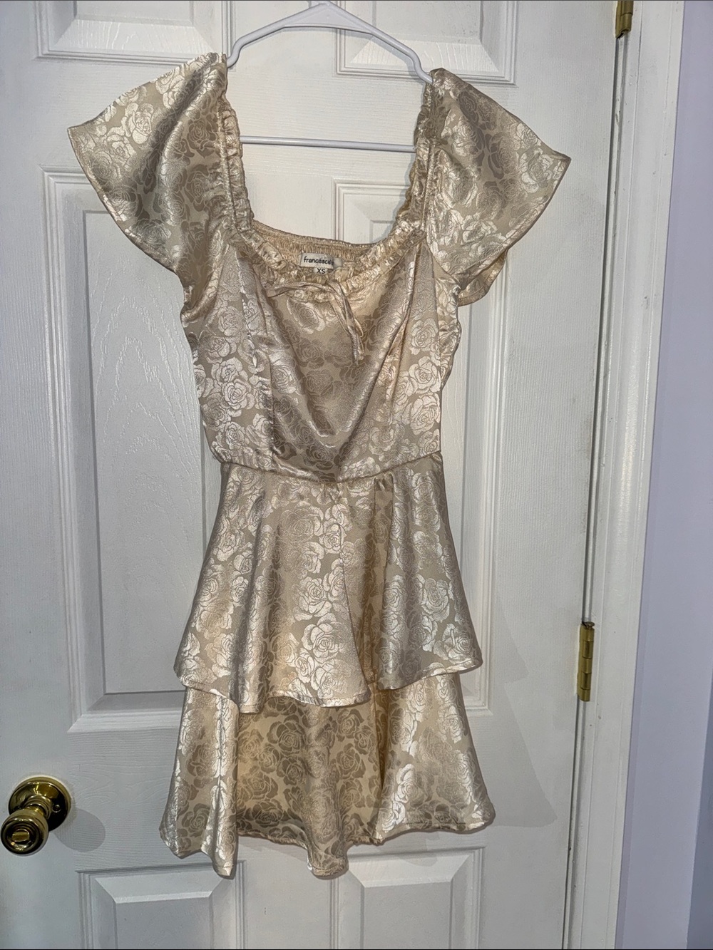 XS Francesca’s white floral ruffle dress